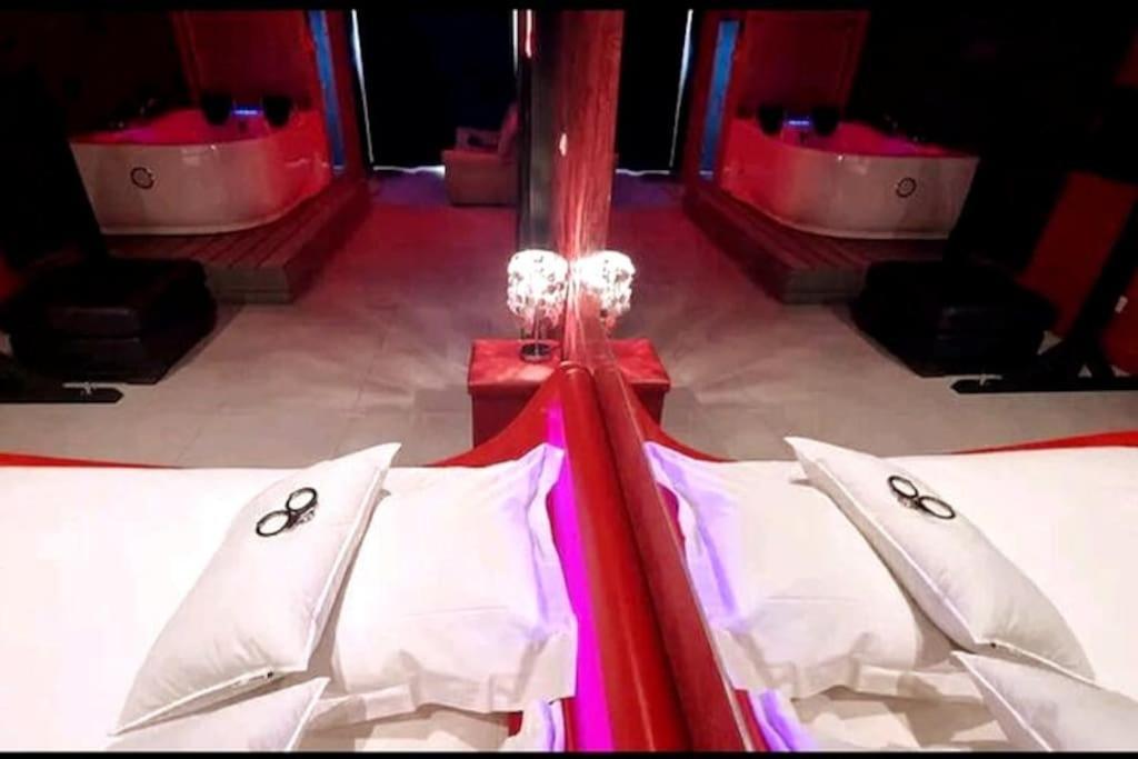 Balneo Et Sauna Prives The Red Apartamento *